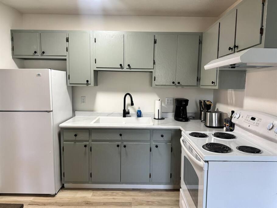 Capital Suite On 6Th Street - King Bed / Downtown! Springfield Eksteriør bilde