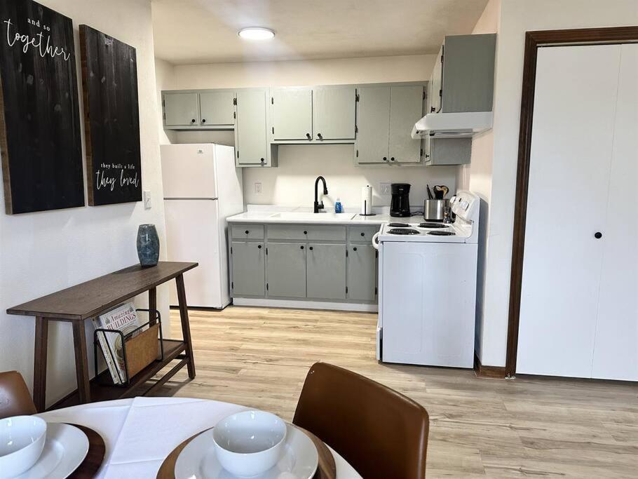 Capital Suite On 6Th Street - King Bed / Downtown! Springfield Eksteriør bilde